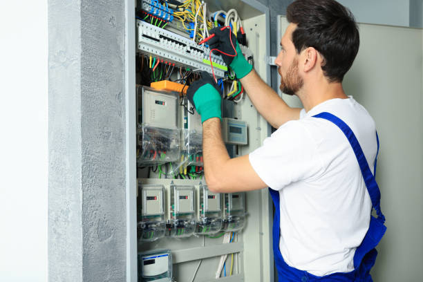 Best Emergency Electrical Repair  in Burke Centre, VA